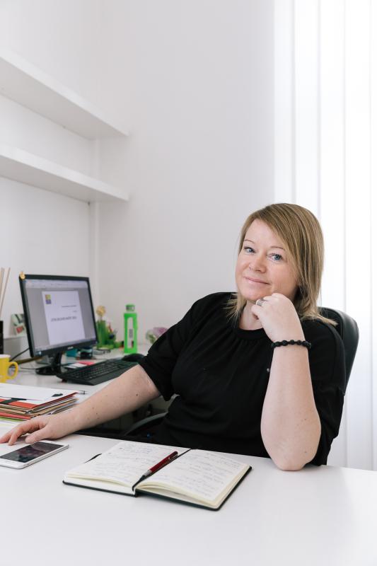 MAJA HOSTNIK